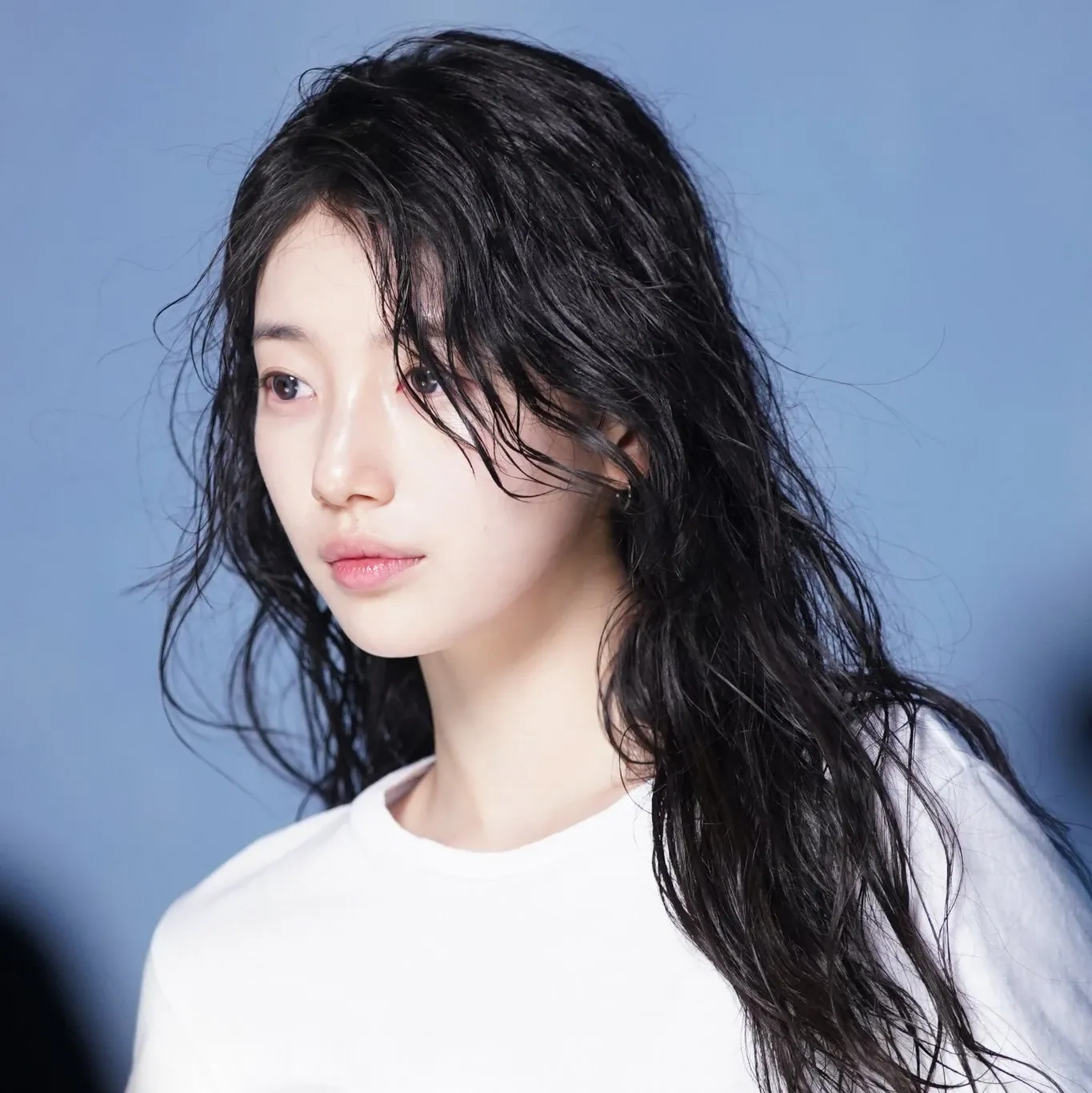 Behind-the-scenes cut of Bae Suzy