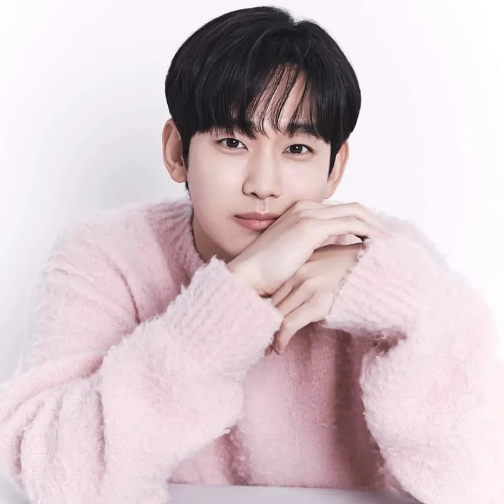 Recent activity shot of Kim Soohyun