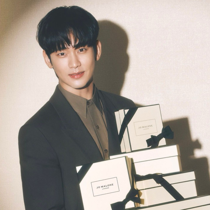 Momen yang diabadikan oleh penggemar Kim Soohyun