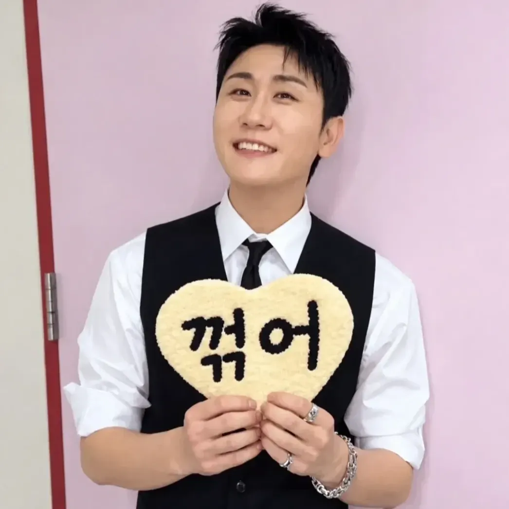 영탁 최근 활동샷