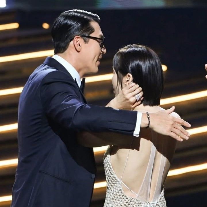 Foto terbaru dari Son Yejin