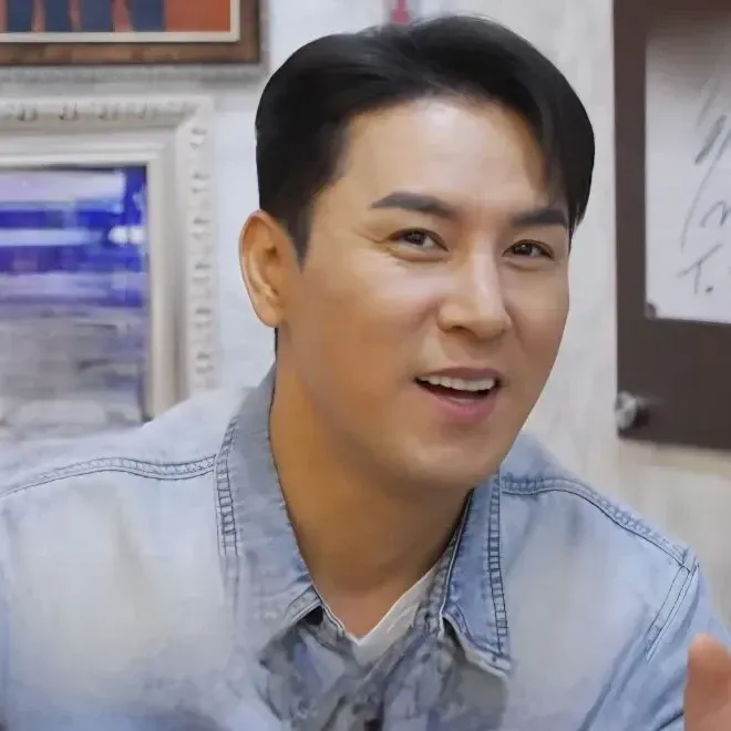 Foto kegiatan terbaru dari Jang Minho
