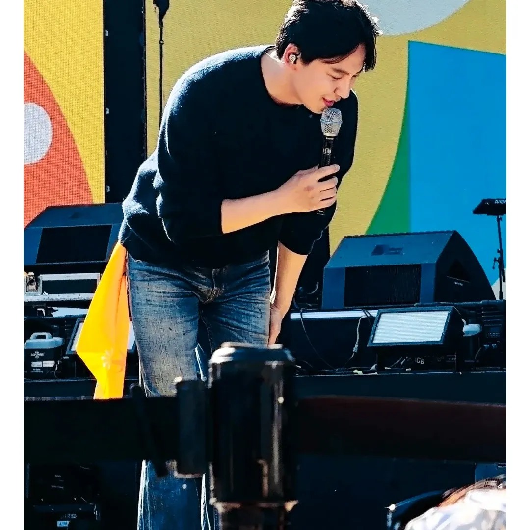 Behind-the-scenes cut of Kim Namgil