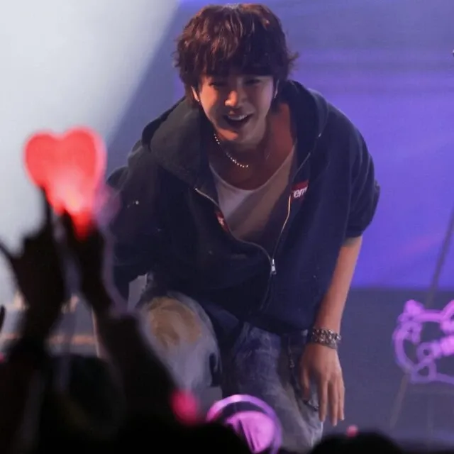 Recent activity shot of Jang Geunsuk
