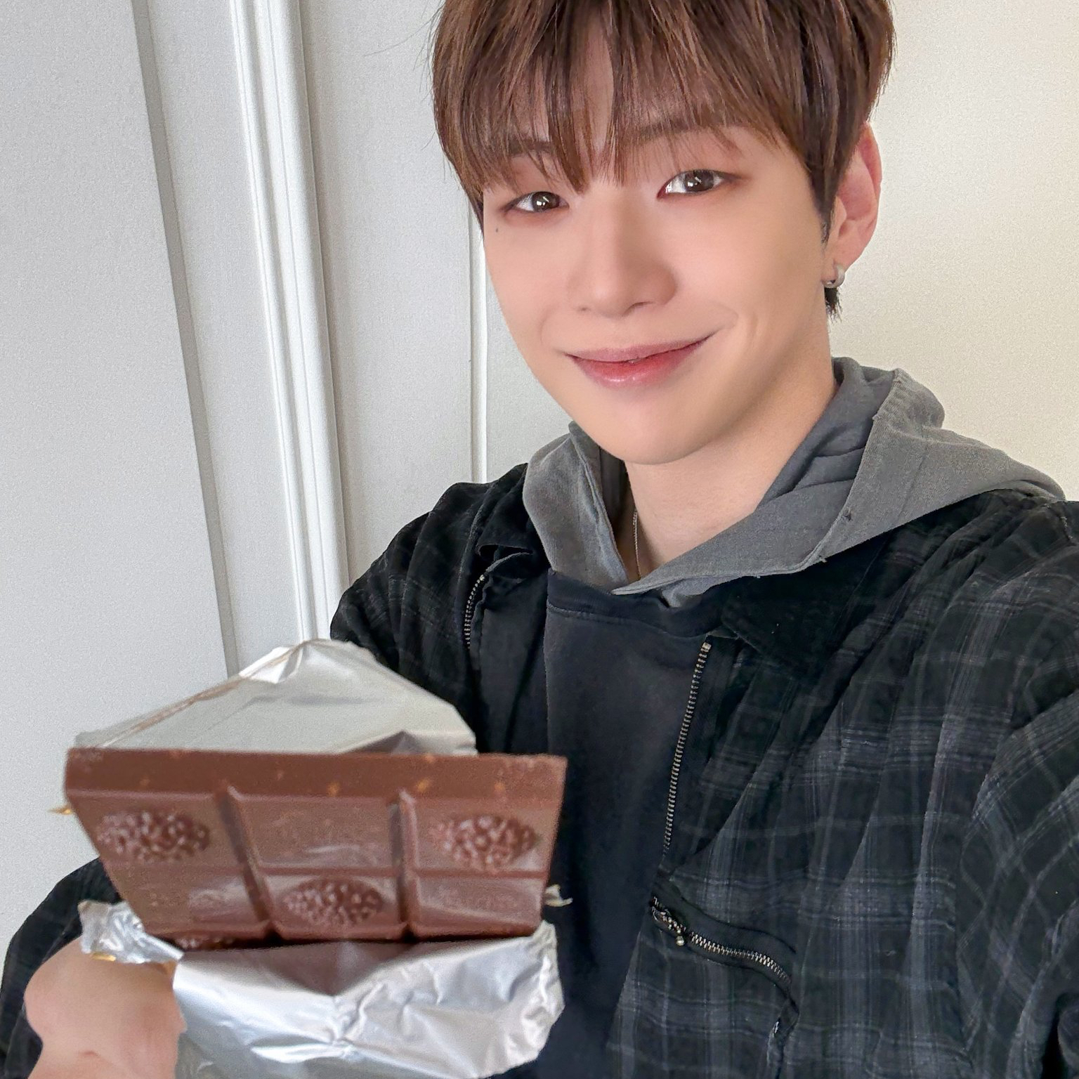 Behind-the-scenes cut of Secret Garden