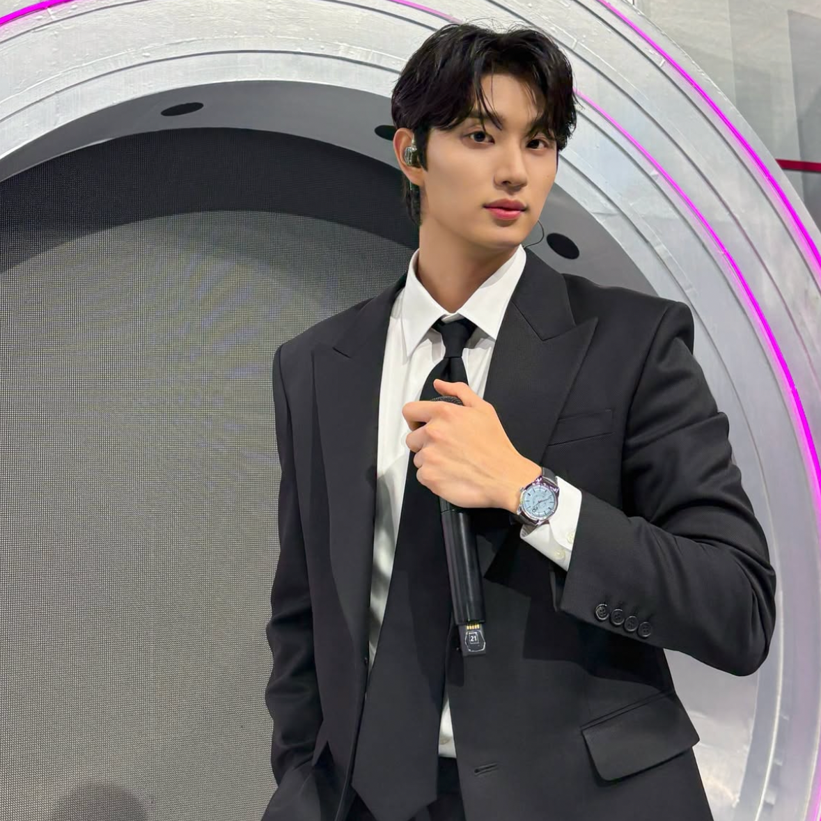 Recent activity shot of Kim Jaewon