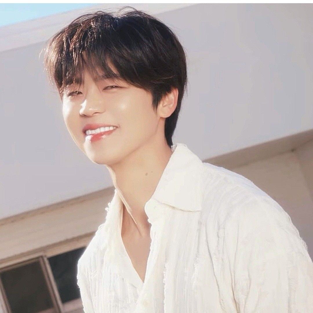 Recent activity shot of Park Jihyeon