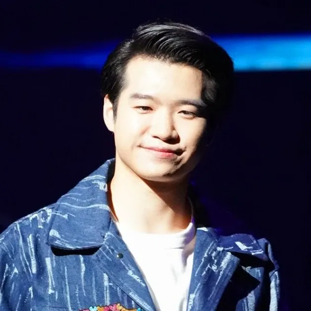조명섭의 최신 사진