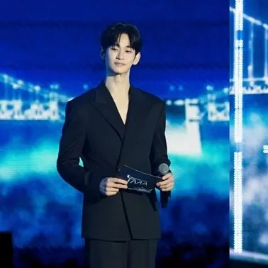 Recent activity shot of Kim Soohyun