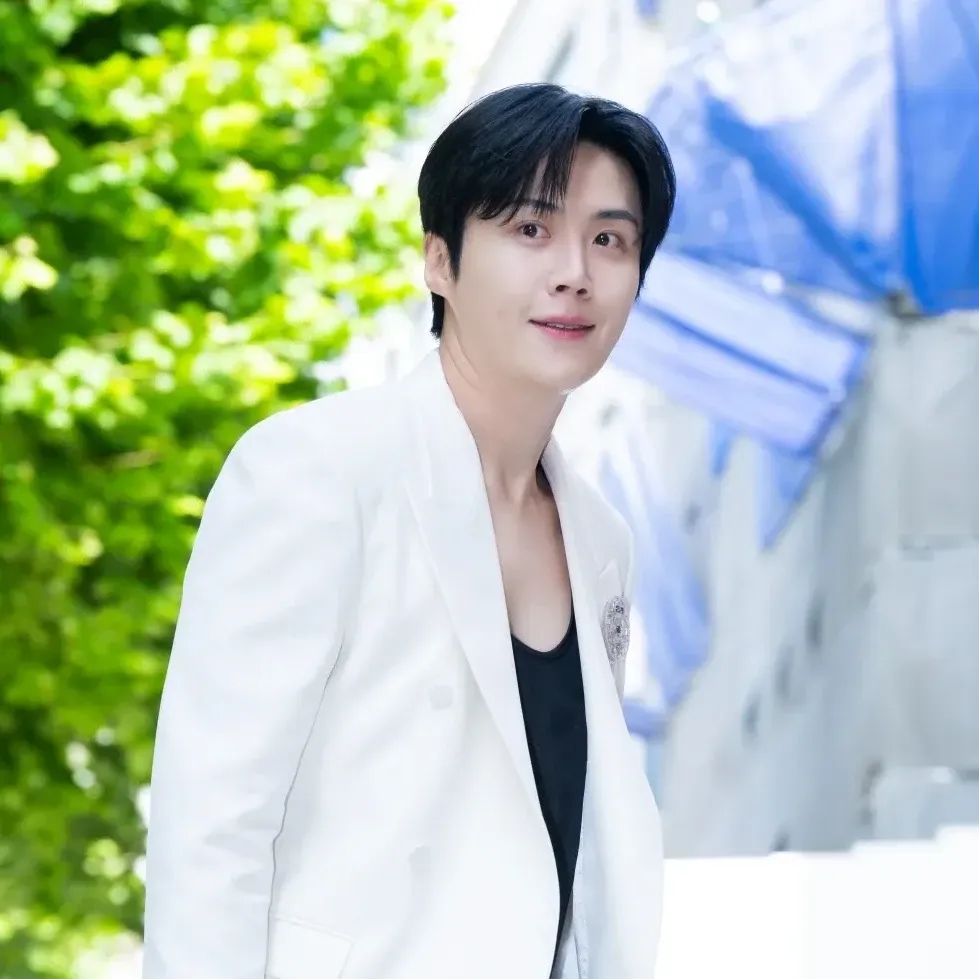 A moment captured by a fan of Kim Seonho
