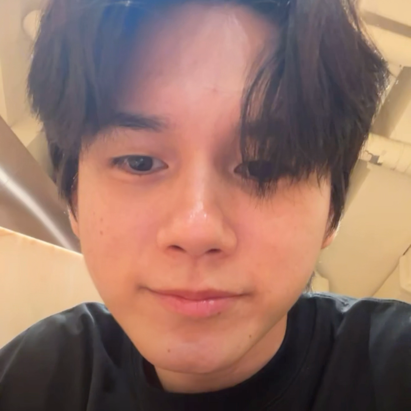 邕圣祐的最新照片