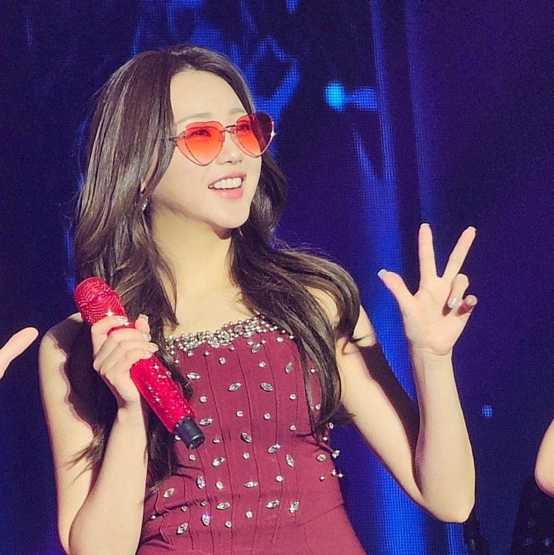 Foto terbaru dari Hong Jiyoon