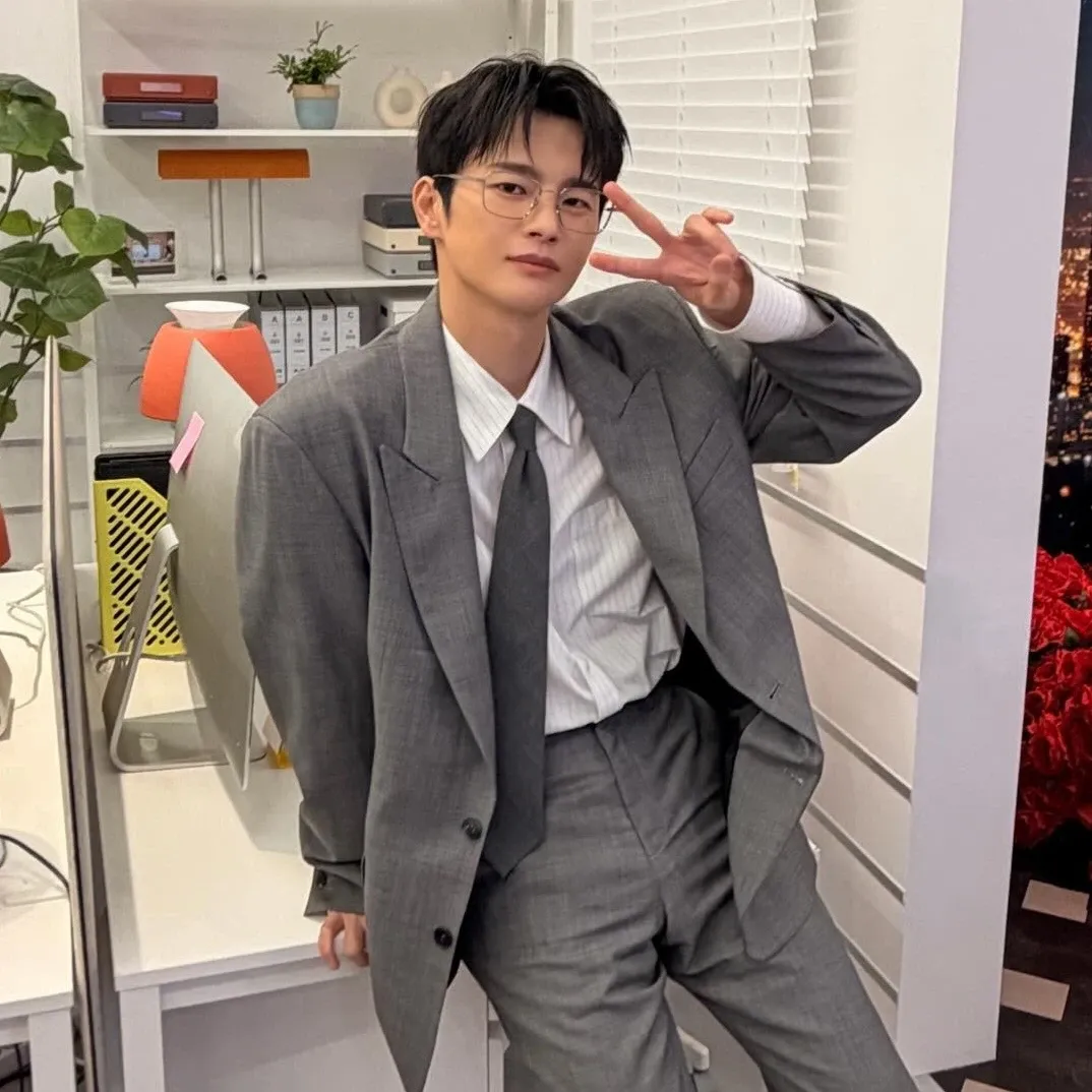 Latest photo of Seo Inguk
