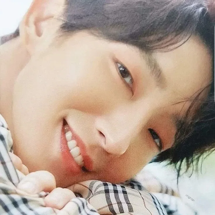 Behind-the-scenes cut of Lee Joongi