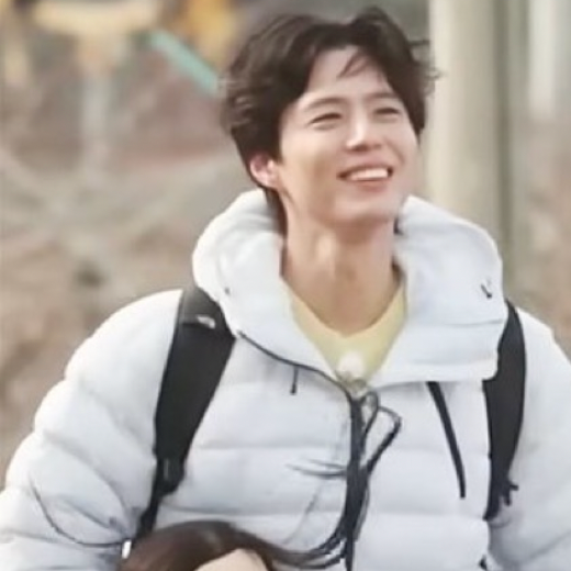 Latest photo of Park Bogum