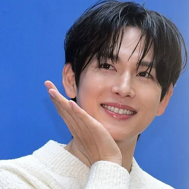 Latest photo of Yim Siwan
