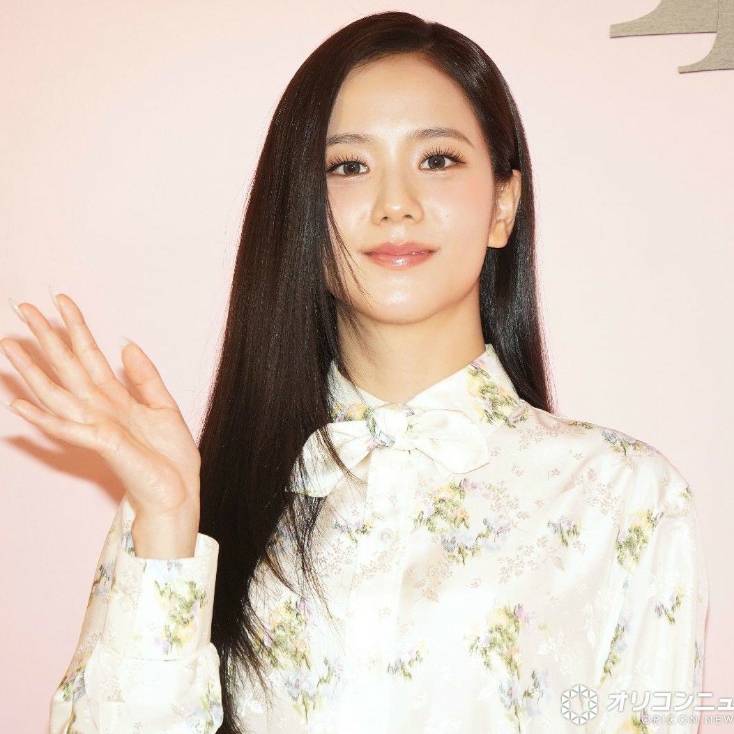 Recent activity shot of Jisoo (1995)