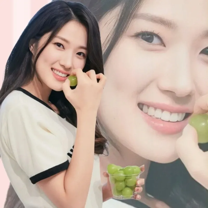 A moment captured by a fan of Kim Hyeyoon