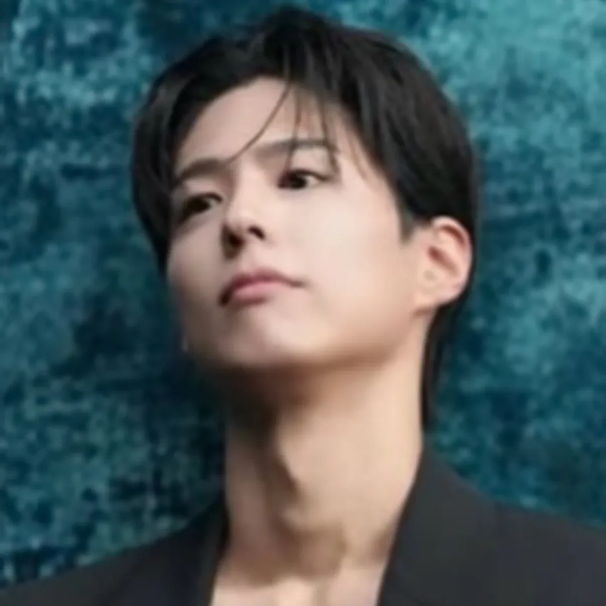 Recent activity shot of Park Bogum