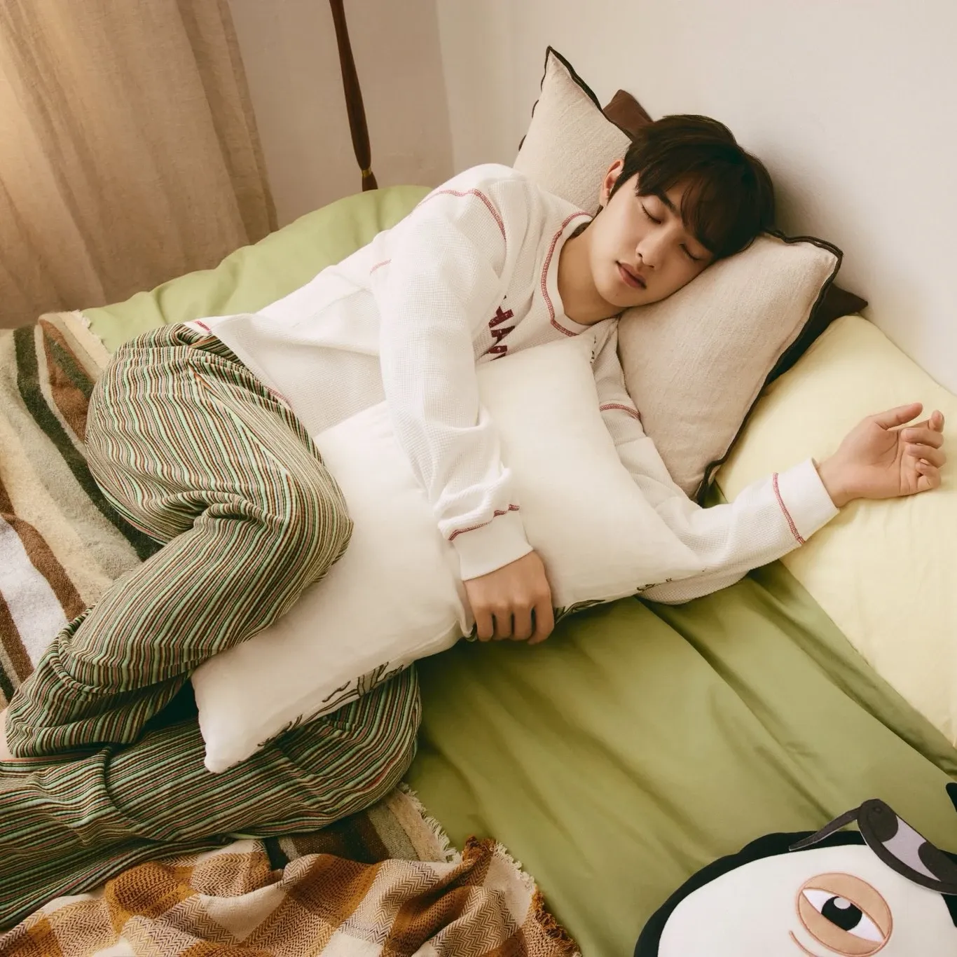 Cuplikan di balik layar dari Doh Kyungsoo (D.O.)
