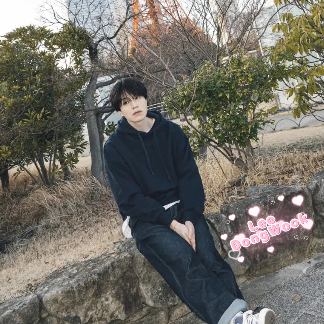 Behind-the-scenes cut of Lee Dongwook