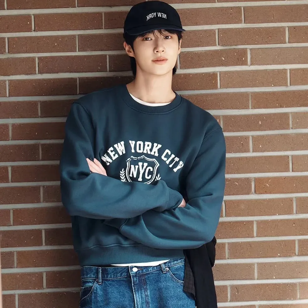 Behind-the-scenes cut of Byeon Wooseok