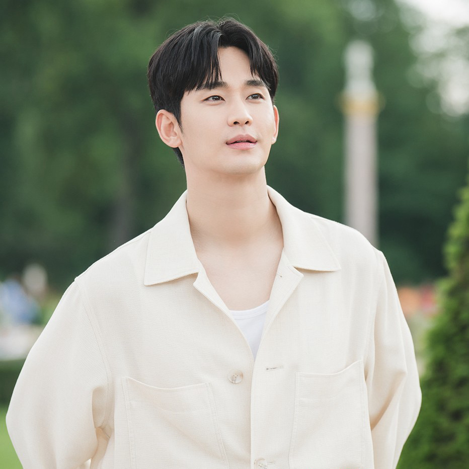 Behind-the-scenes cut of Kim Soohyun