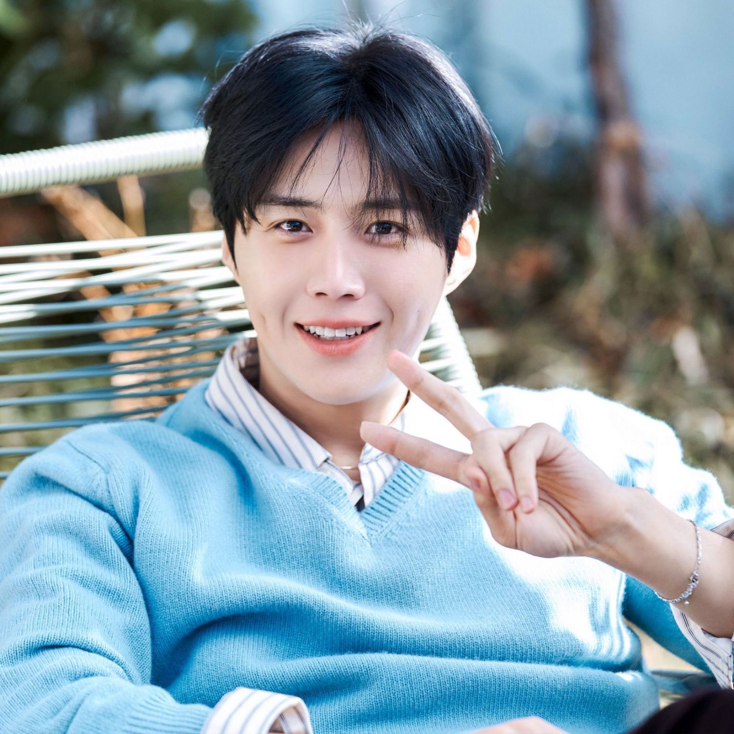 Behind-the-scenes cut of Kim Seonho