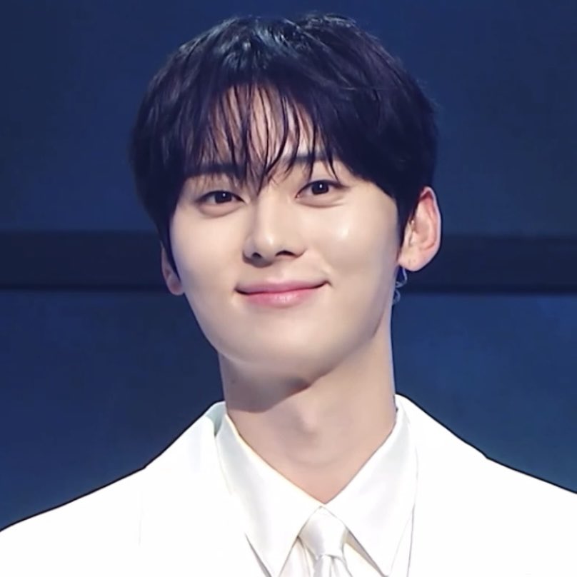 Recent activity shot of Hwang Minhyun