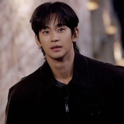 Behind-the-scenes cut of Kim Soohyun