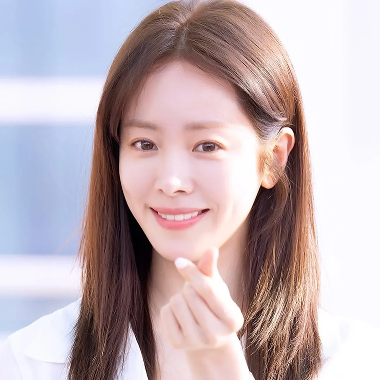 Recent activity shot of Han Jimin