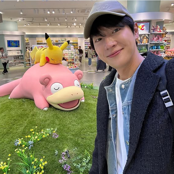 A moment captured by a fan of Lee Sangyeob