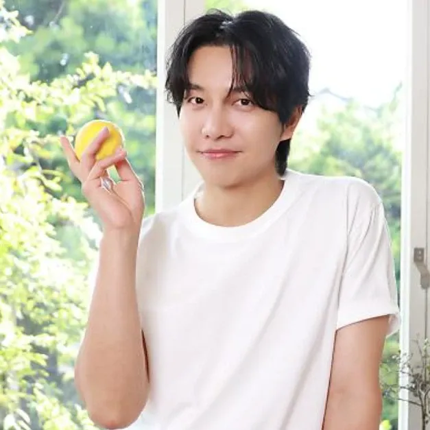 Foto kegiatan terbaru dari Lee Seunggi