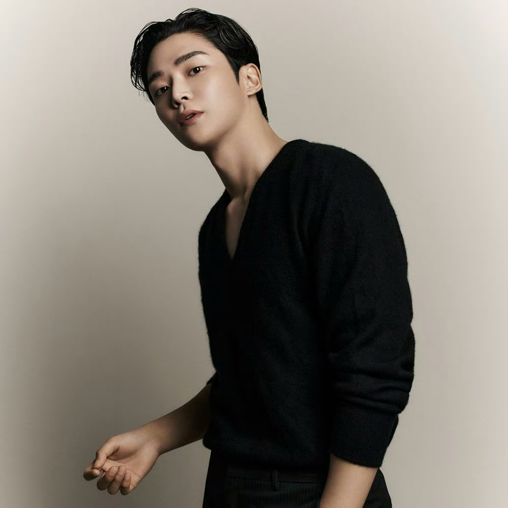 Foto terbaru dari Rowoon