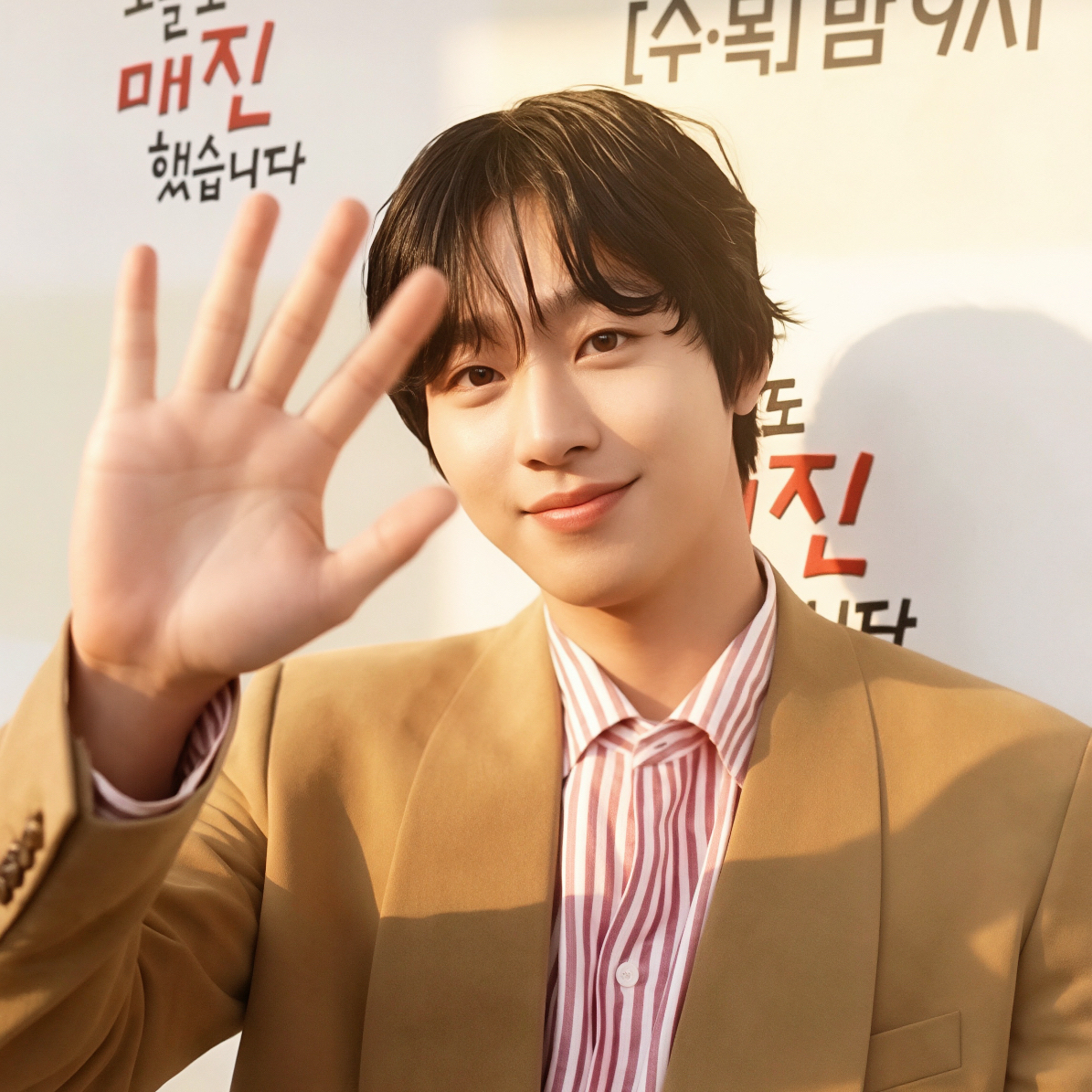 Behind-the-scenes cut of Ahn Hyoseop