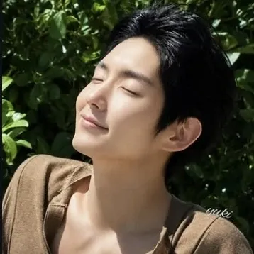 Cuplikan di balik layar dari Lee Joongi