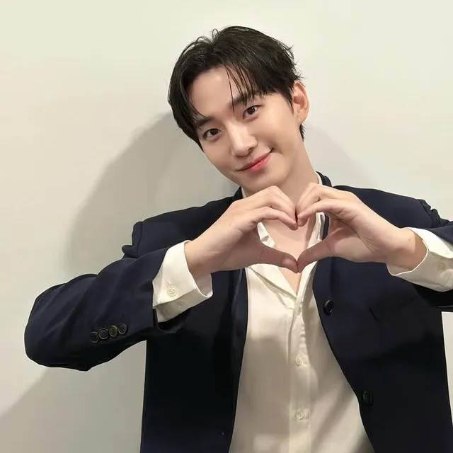 李俊昊的最新照片