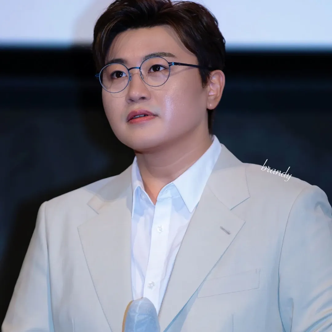Foto terbaru dari Kim Hojoong