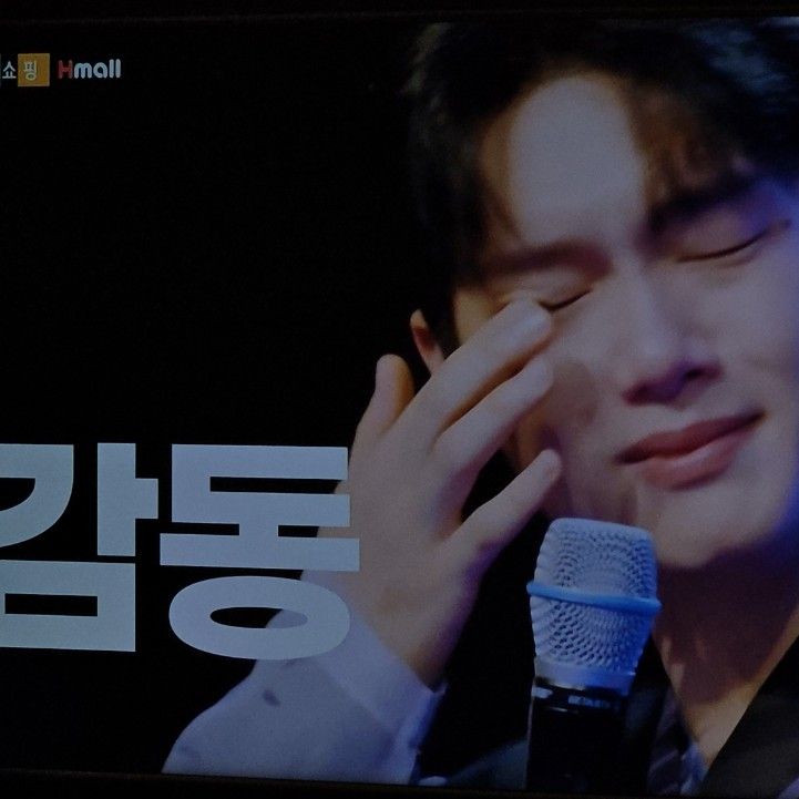 Behind-the-scenes cut of Choi Jaemyeong