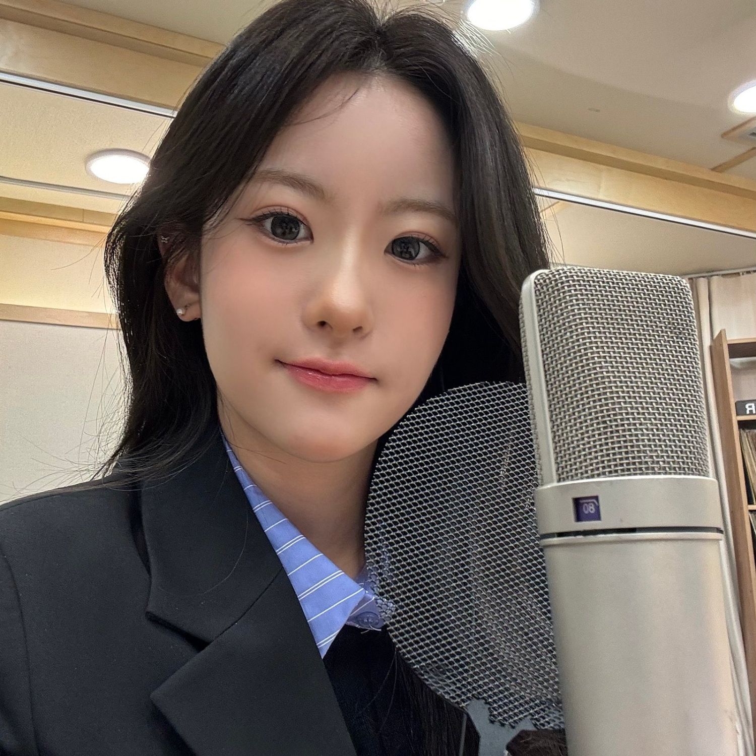 Behind-the-scenes cut of Oh Yujin