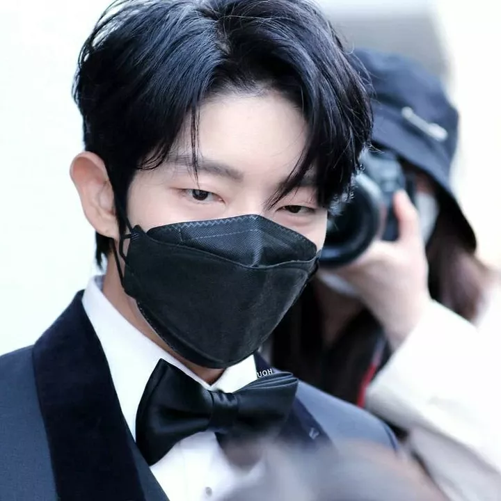 A moment captured by a fan of Lee Joongi