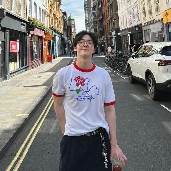 Recent activity shot of Suho