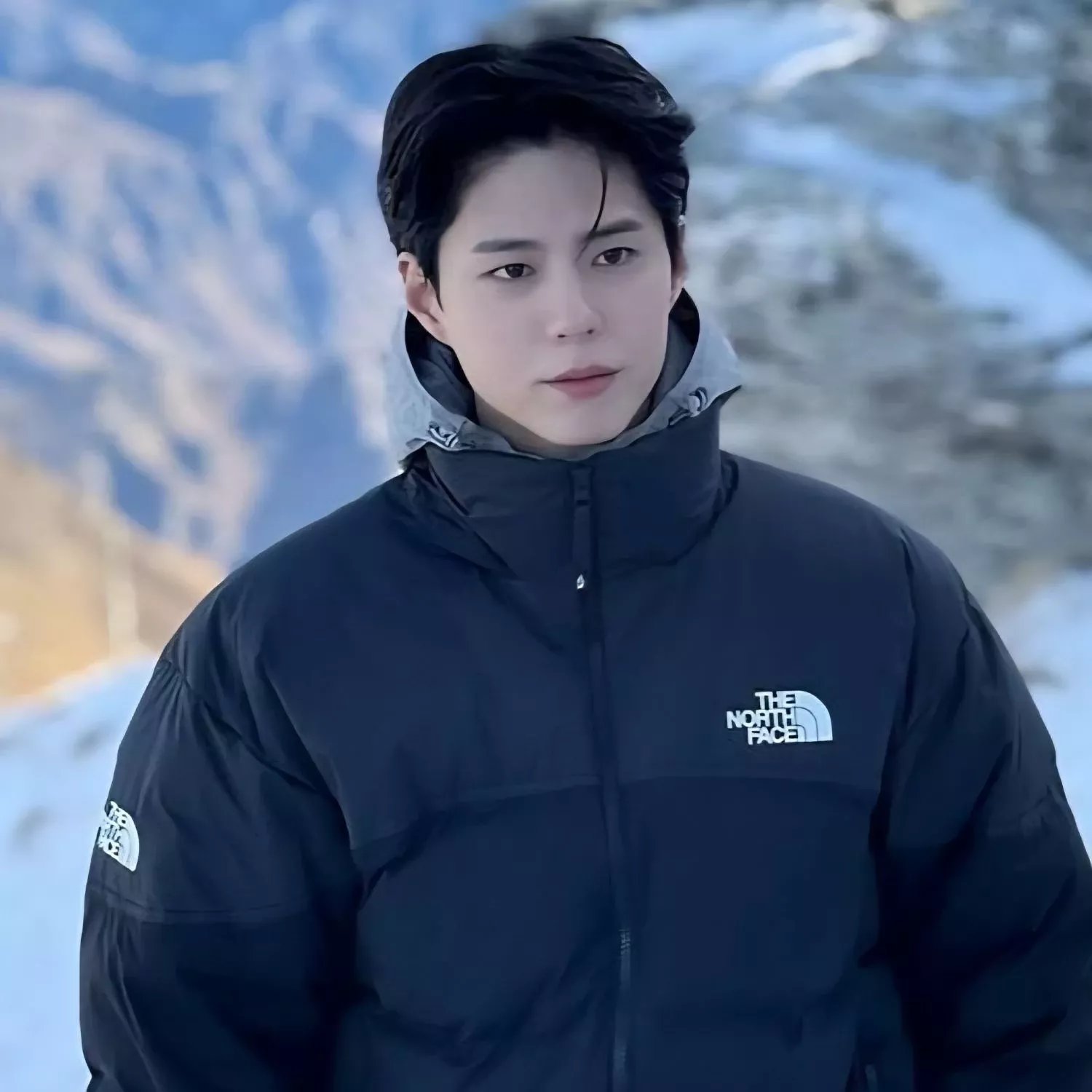 Recent activity shot of Park Bogum