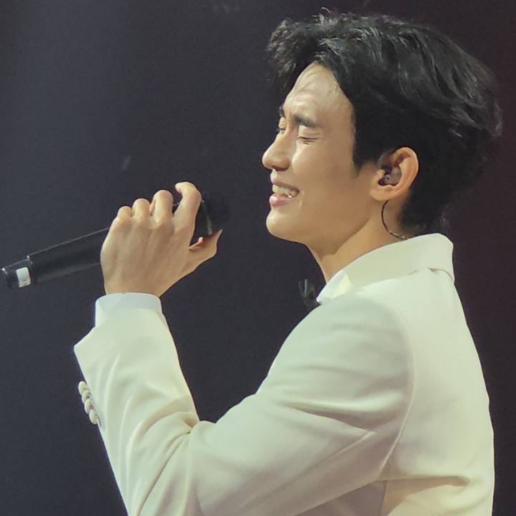 A moment captured by a fan of Kim Soohyun