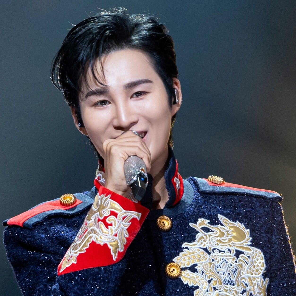 金熙栽的最新照片