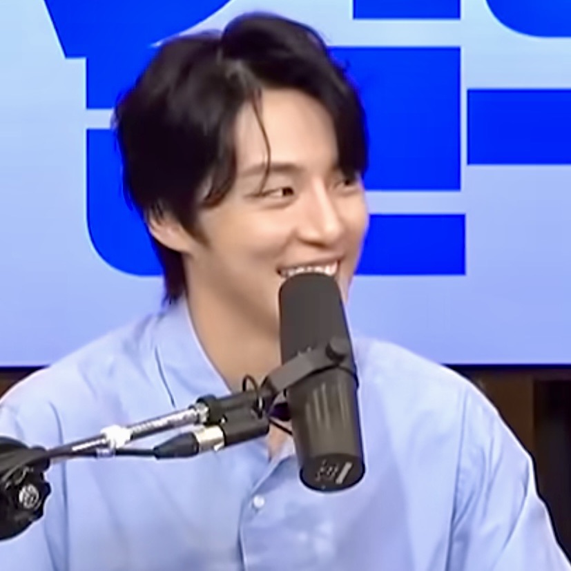 Latest photo of Yoon Shiyoon