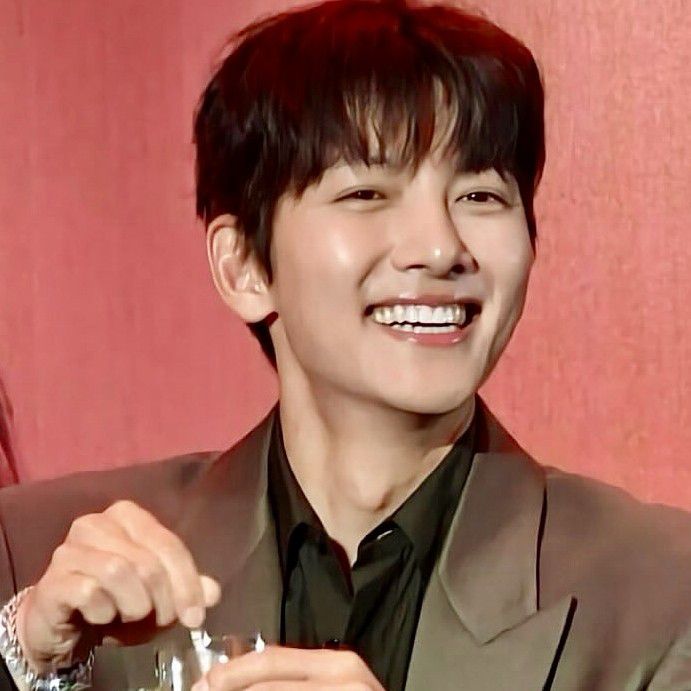 チ・チャンウクの最新写真