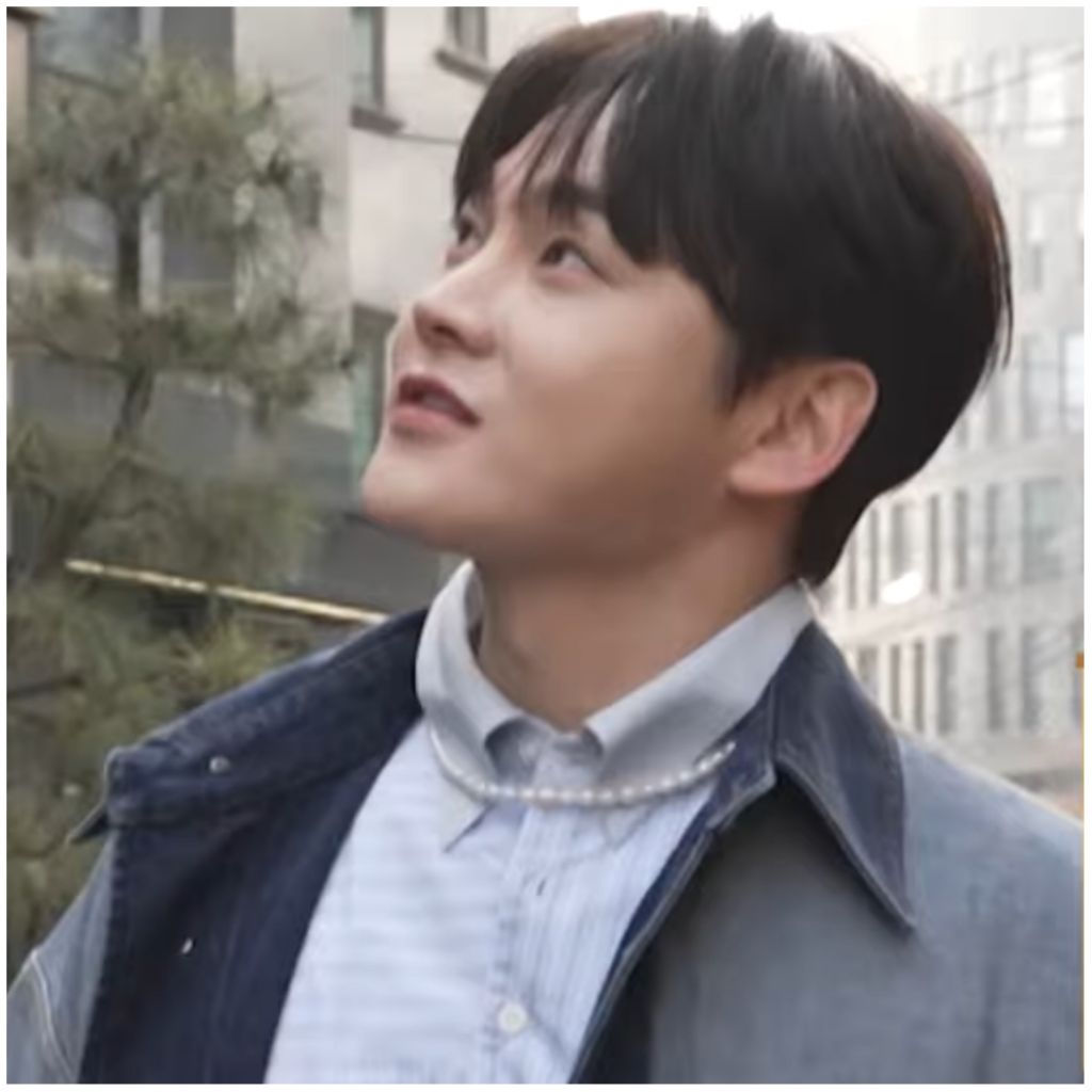 Foto kegiatan terbaru dari Park Seojin