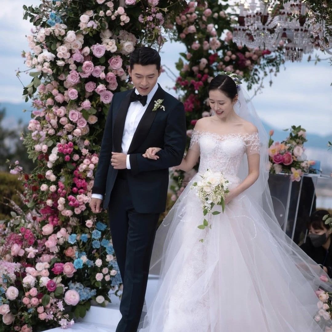 Foto kegiatan terbaru dari Hyun Bin