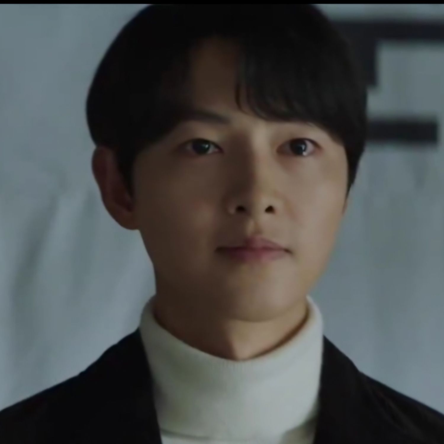 Recent activity shot of Song Joongki